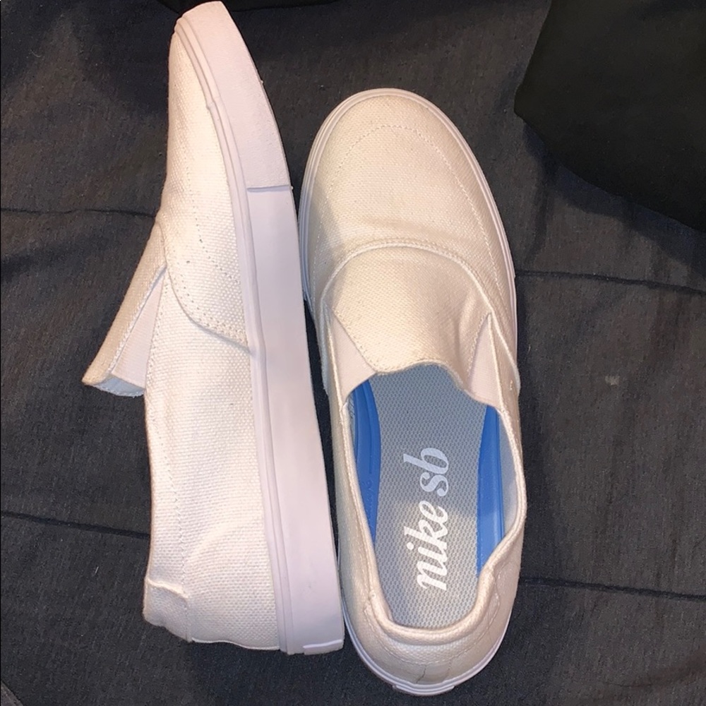New Nike SB Portmore ll Solarsoft White Slip On